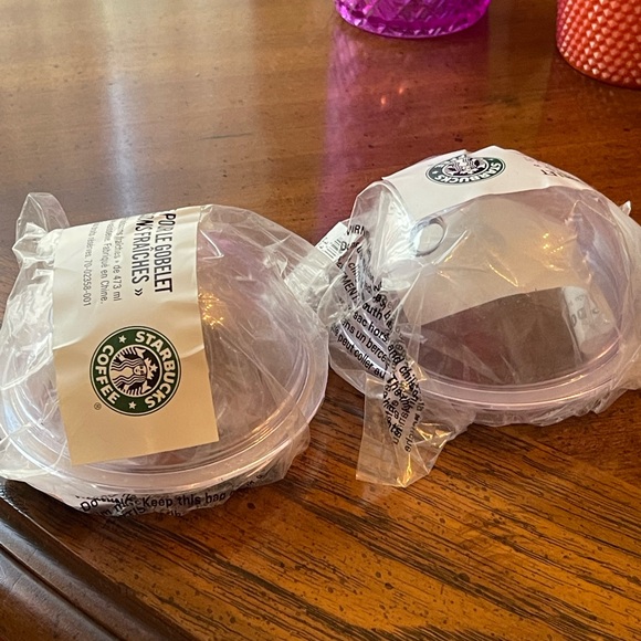 Starbucks dome lids - Picture 1 of 3